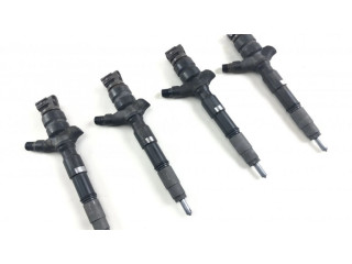 Форсунка 2950500200, 2367030450    Toyota Hilux (AN10, AN20, AN30) для дизельного двигателя 2KD-FTV 2.5