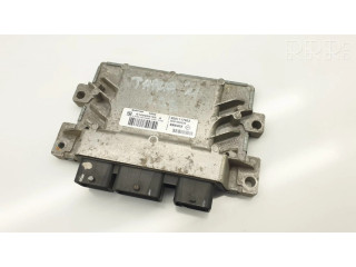 Блок управления двигателя 8201117953, 8201082039   Renault Thalia II