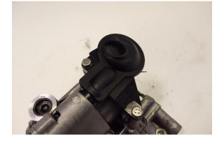 Масляный насос  1WW 1605902  Toyota Verso 