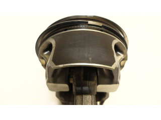 Píst 86L13, 326368   Maserati Ghibli    M156D M156B M156E BITURBO 