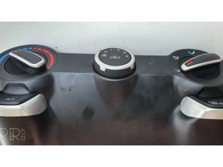 Блок управления климат-контролем 97250H8500   KIA Stonic