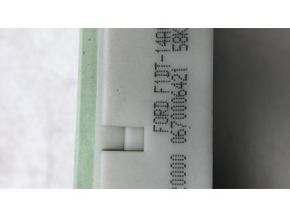   Pojistková skříňka F1DT14A073DF, 0670006421   Ford Focus 2016
