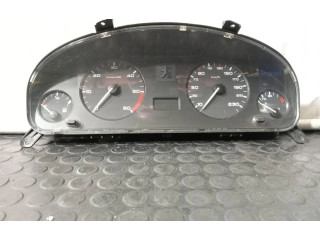 Přístrojová deska  Peugeot 406  9630372780  