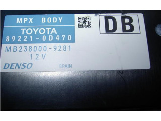   Pojistková skříňka 892210D470   Toyota Yaris 2014