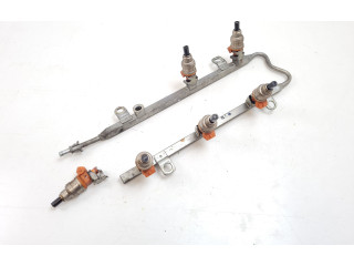 Комплект форсунок INP060, BDH182    Chrysler Stratus  6G73 