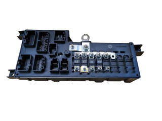   Pojistková skříňka 30728008, 518828108   Volvo S80 2005