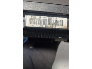 Přístrojová deska  Mercedes-Benz C W203 2002 A2035401311, 110003896015  