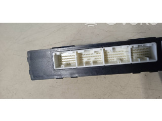 Pojistková skříňka Řídící jednotka BSM 88281FJ300   Subaru XV 2012