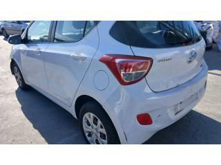 Přední světlo  92202B901   Hyundai i10 2014