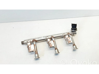 Vstřikovací lišta 0261555239, 0402326061   Ford Focus  pro benzínový motor 1.0  