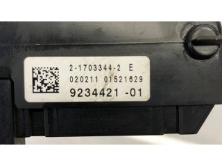 Блок предохранителей  9234421, 01521629   BMW 5 F10 F11    