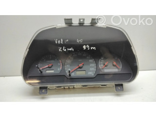 Панель приборов 30864002   Volvo S40, V40       