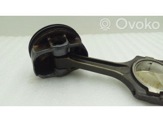  Поршень с шатуном  BR3ECA3392BB  Ford Mustang V для бензинового двигателя 5.0