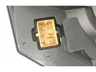 Вентилятор печки    8D1820021, 740221233F   Volkswagen Passat Alltrack