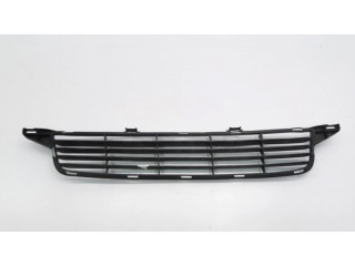 Нижняя решётка (из трех частей) Toyota Avensis T270 2009-2012 года 5311205080      