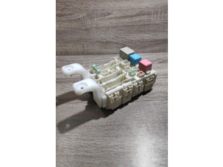 Блок предохранителей 8273047290, 8d161275   Toyota Prius (XW20)    