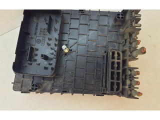   Pojistková skříňka 3C0937125, 63592777   Audi A6 S6 C6 4F 2006