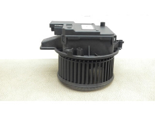 Вентилятор печки    4M1820021B   Audi A4 S4 B9 8W