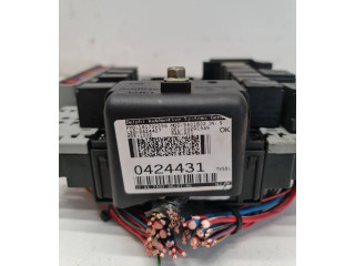   Pojistková skříňka pa66B20GF10, 9401802   Volvo S80 2004
