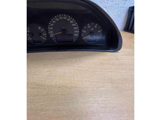 Přístrojová deska  Mercedes-Benz E W210 2000 87001357, A2105402911  