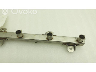 Vstřikovací lišta 7530420, 7526892   BMW Z4 E85 E86  pro benzínový motor 2.0 N46b20b 