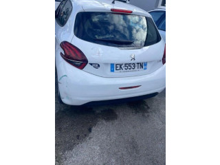 Панель приборов 1611427780, 1611427780   Peugeot 208       