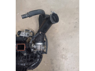 Всасывающий коллектор 2203036020, 1788036110   Toyota  RAV 4 (XA40)  2012 - 2018 года
