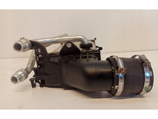 Радиатор интеркулера A2740900414   Mercedes-Benz C W205
