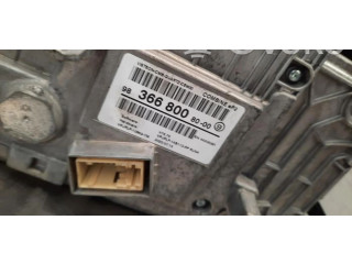 Přístrojová deska  Peugeot 2008 II 2020 9836680080  