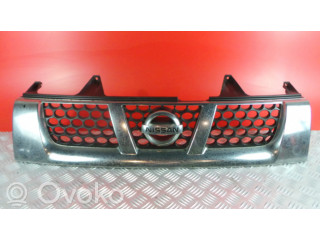 Передняя решётка Nissan Navara D22 1997-2004 года 408314      