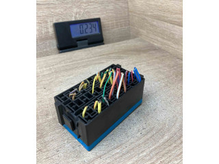 Блок предохранителей 1096033J   Renault Megane I    