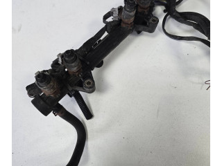 Vstřikovací lišta 047906031c   Volkswagen Touran I     