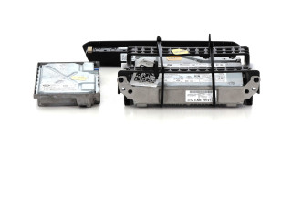 Поршень Радио/ проигрыватель CD/DVD / навигация B48B20A 65125B48520  BMW 4 F36 Gran coupe  