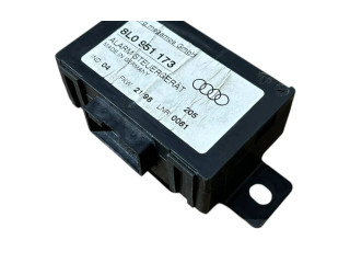 Pojistková skříňka Блок управления сигнализации 8L0951173   Audi A8 S8 D2 4D 2000