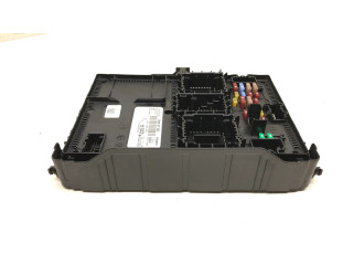 Блок предохранителей NU5T15604BJCD, F005V03863   Ford Focus    