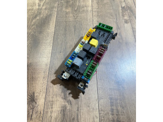 Блок предохранителей A1669063901, 3935635   Mercedes-Benz GL X166    