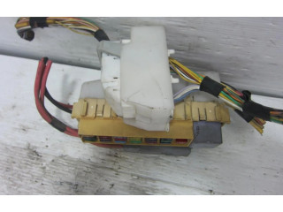   Pojistková skříňka    Renault Modus 