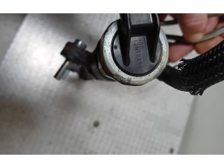 Vstřikovací lišta 12N12351   Toyota Auris 150    1AD 