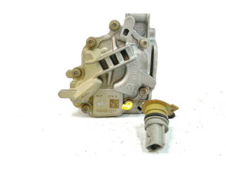 Масляный насос  HRA2 150002257R  Nissan Juke I F15 