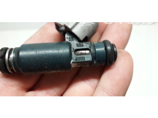 Форсунка 213244390    Nissan Altima   