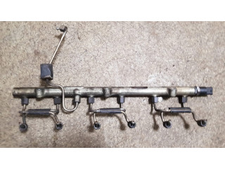Vstřikovací lišta 0445216002   BMW 5 E39  pro naftový motor 3.0  