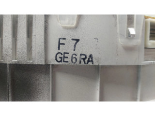 Панель приборов GE6RA   Mazda 626       