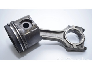 Píst    BMW 5 E39  pro naftový motor 2.9 M57 D30 (306D1) 