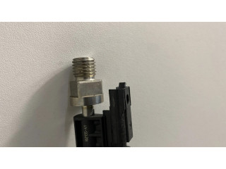 Vstřikovač 7639994   BMW 2 F22 F23  pro benzínový motor 3.0  