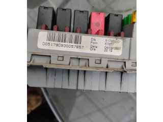 Блок предохранителей  51790930   Fiat Bravo    
