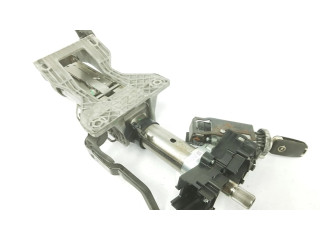 Руль Opel Astra J  2010-2015 года 39019157, 13422685      