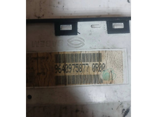 Дисплей    9640975877   Peugeot 406