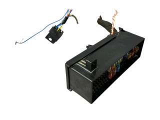 Блок предохранителей TAB016471Q, 1136421107   Jeep Cherokee XJ    
