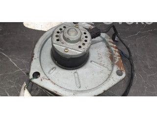 Вентилятор печки       Mazda 121 SM