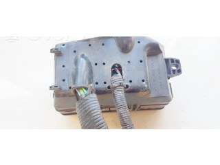 Блок предохранителей  1s7t14a142aa, 1s7t-14a142-aa   Ford Mondeo Mk III    